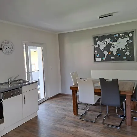 Fewomaiflo Apartment