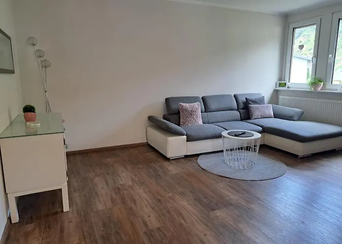 Fewomaiflo Apartamento